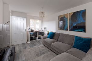 Sitting Room (1)- click for photo gallery